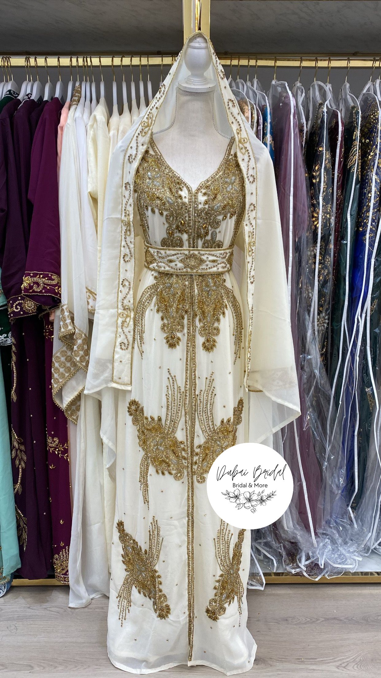 Amirah Nikkah Abaya (White)