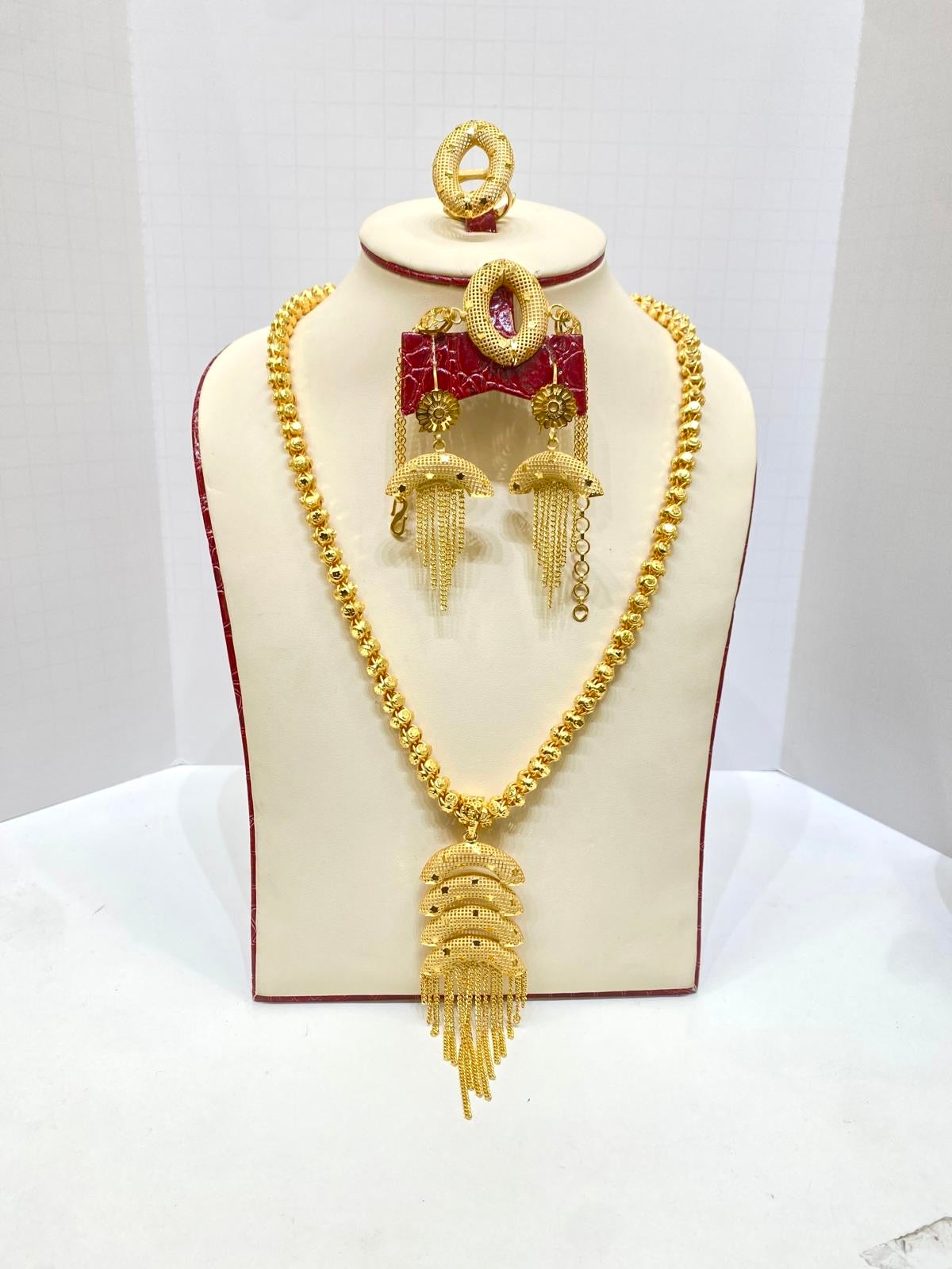 Bone Set (large chain)