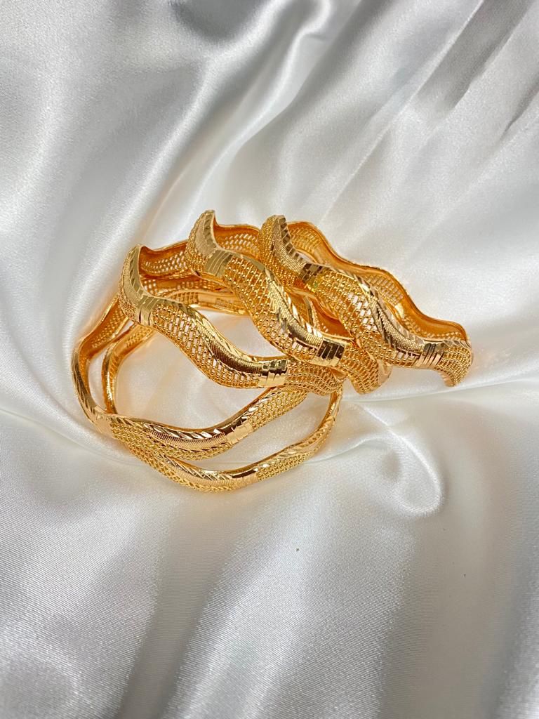 Rose Gold Wavy Bangles