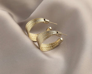 Curved Gold Hoops